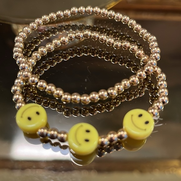 Yellow Smiley Happy Face Stretch Bracelet Set - Picture 1 of 2